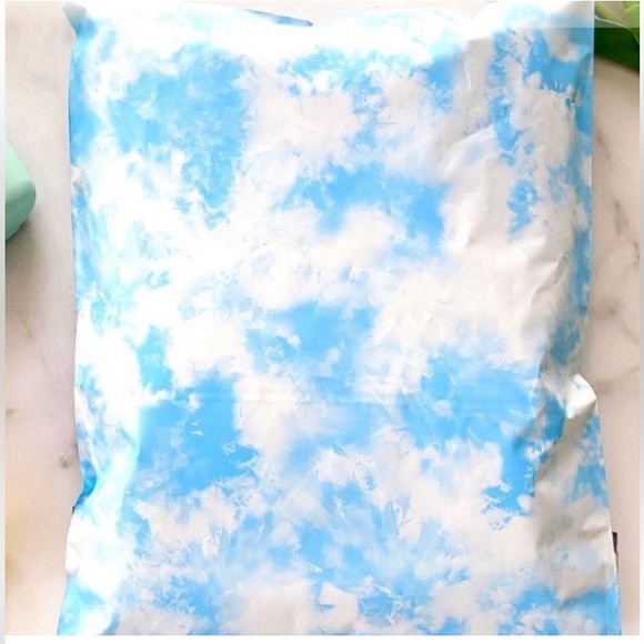 Other - Set of 20 19x24 Cloud Tie Dye Blue White Packages Seller Large Bag Supplies